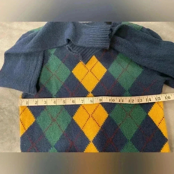 American Eagle Soft Cropped Blue Argyle Crew Neck Pullover Sweater Size XS - Picture 9 of 10